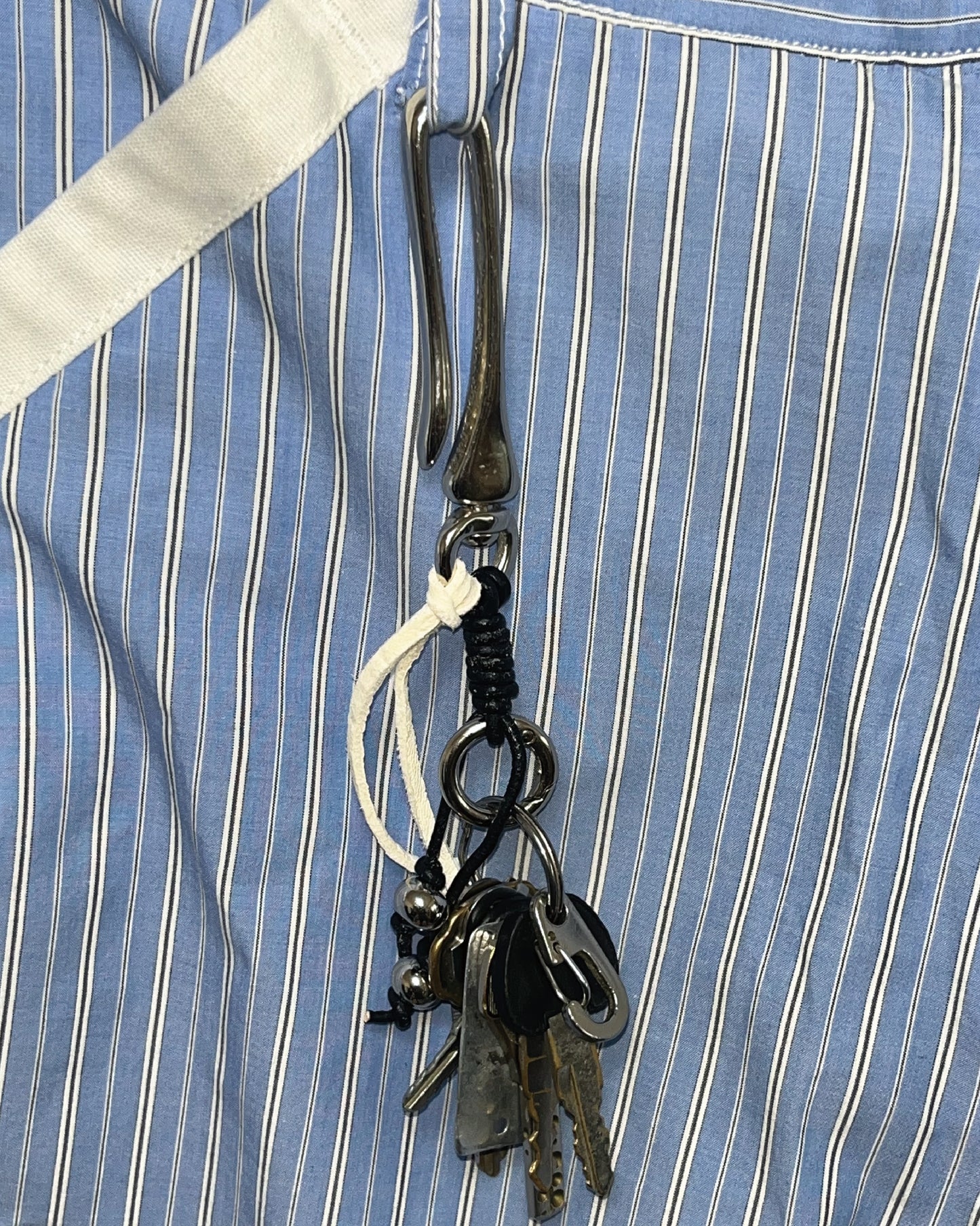 DISTURN LETHER HOOK LOOP KEYCAIN