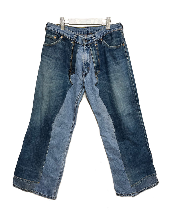 THAT IS+NOT DISTURN   DENIM ON TOP OF DENIM PANTS