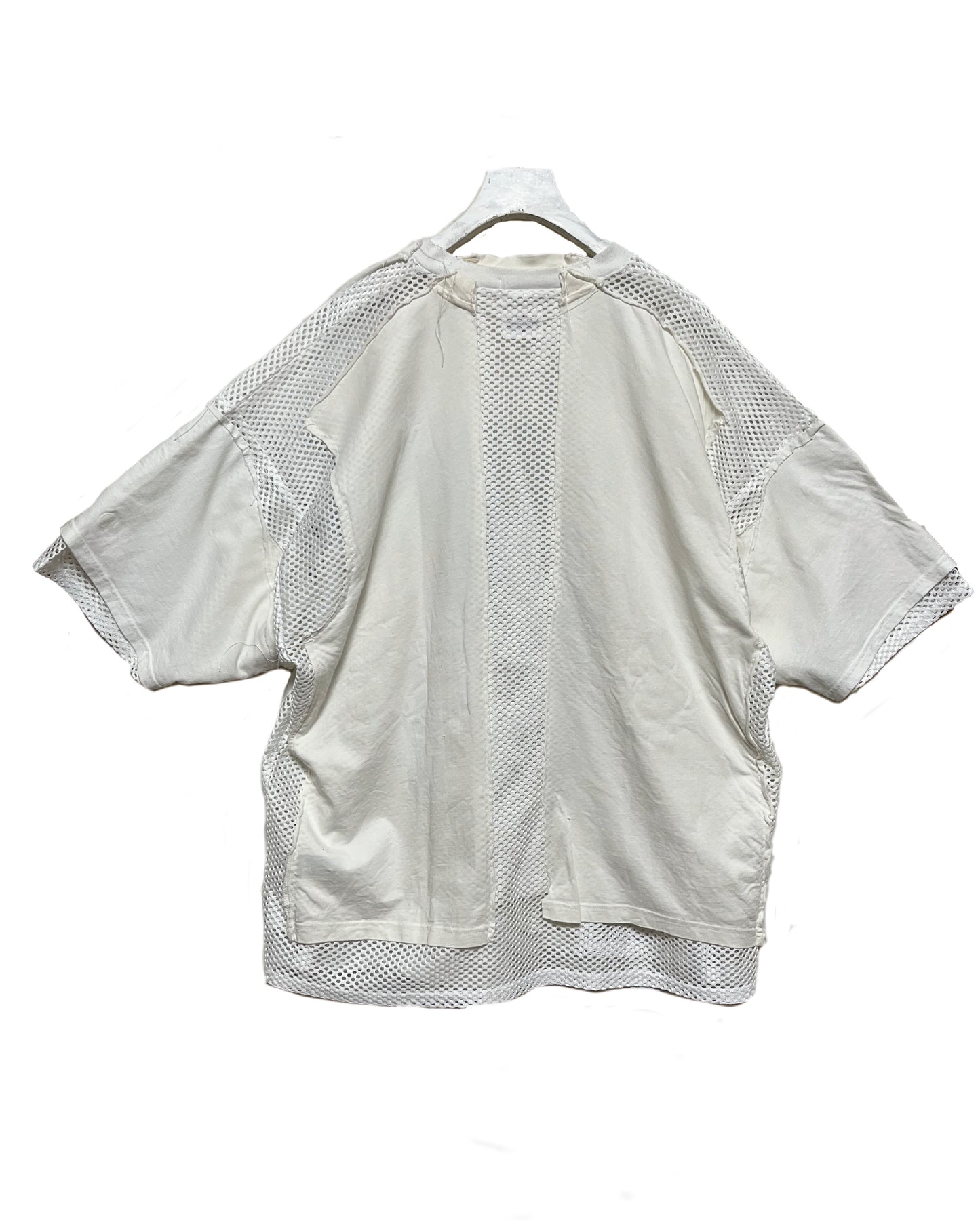 THAT IS NOT DISTURB. REMAKE MESH COMBI S/S TEE