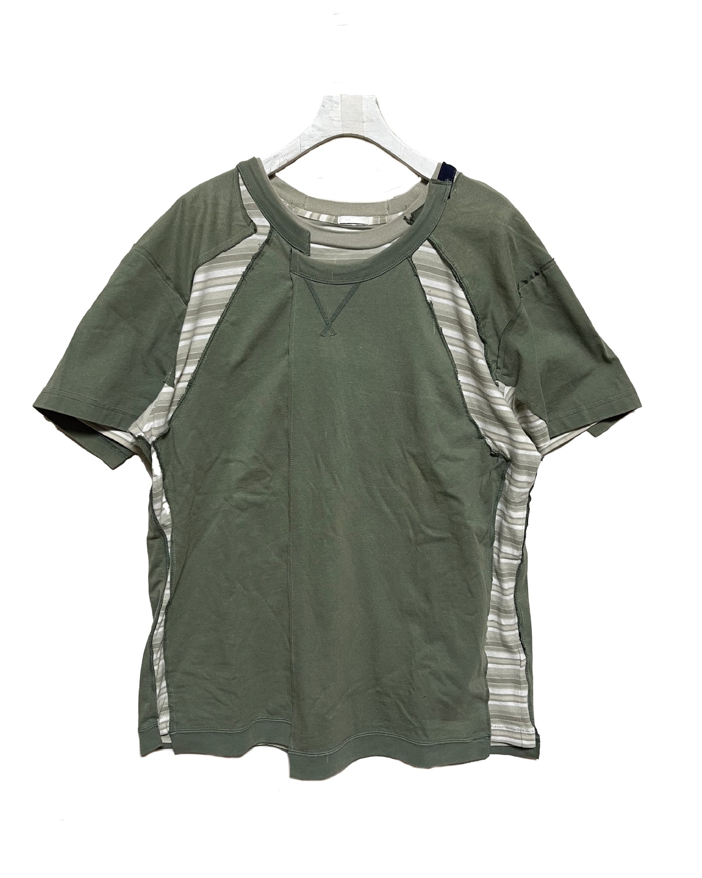 THAT IS+NOT DISTURN   PATCHED BORDER S/S TEE
