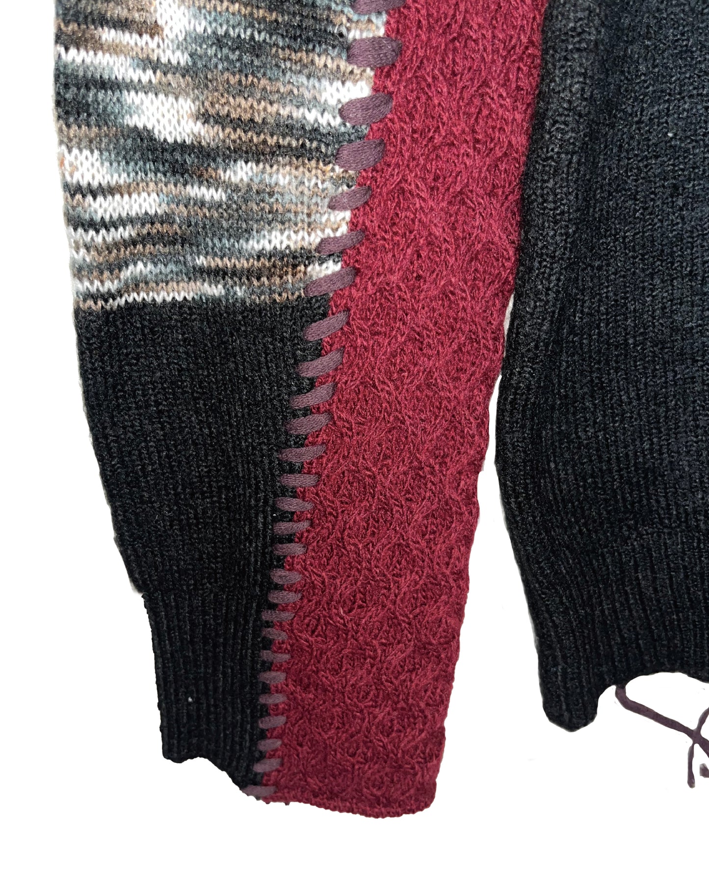 DISTURN   Pieced-together KNIT