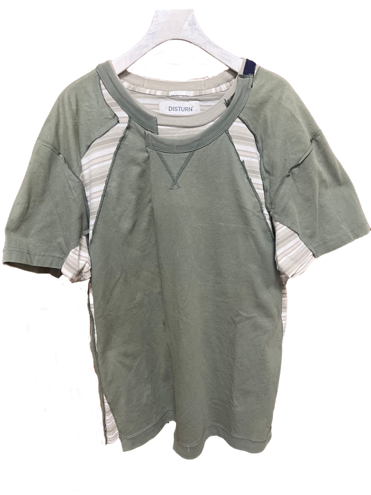 That is+not DISTURN   PATCHED BORDER S/S TEE