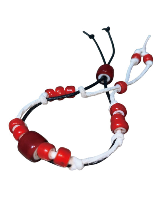 DISTURN  ANTIPUE BEADS BRACELET.