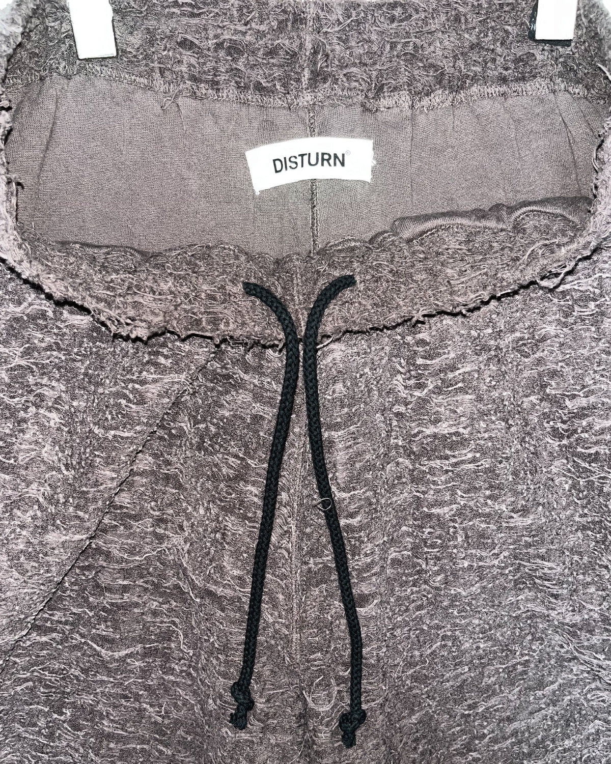 DISTURN    DAMAGE DROPPED STITCH  SWEAT PANTS.