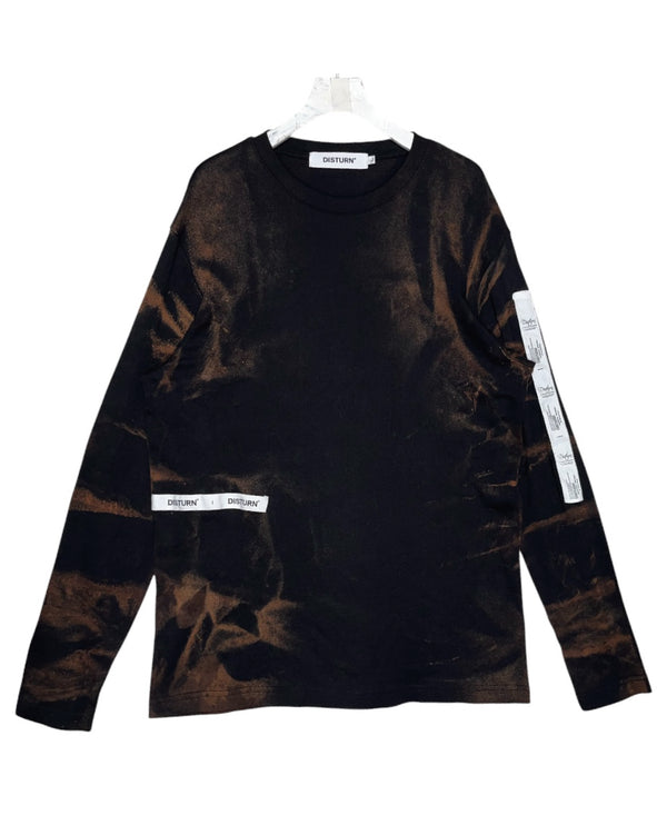 DISTURN  UNEVEN BLEACHING TAPING L/S TEE.
