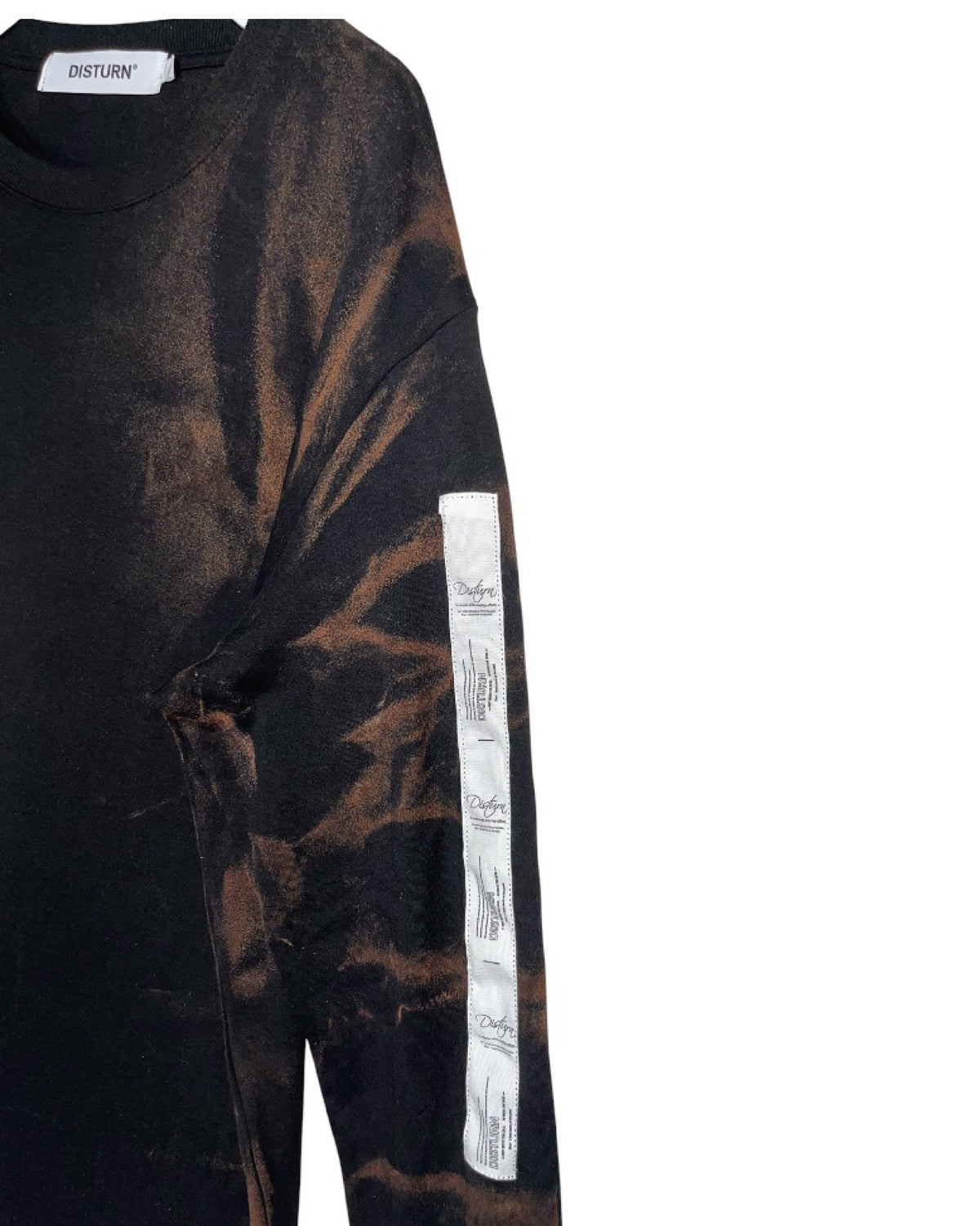 DISTURN  UNEVEN BLEACHING TAPING L/S TEE.