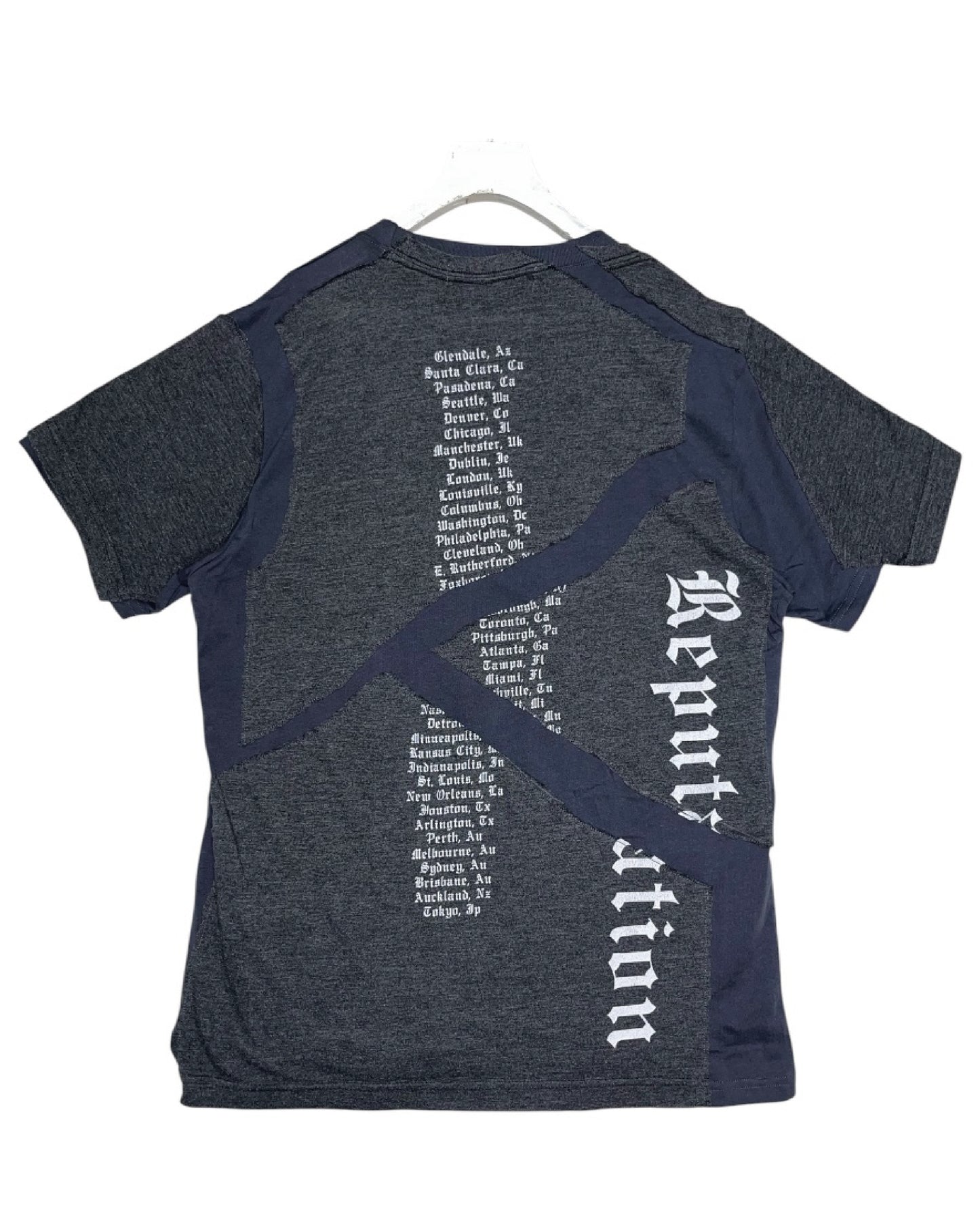 That is+not DISTURN   OVERSTITCHED  S/S TEE