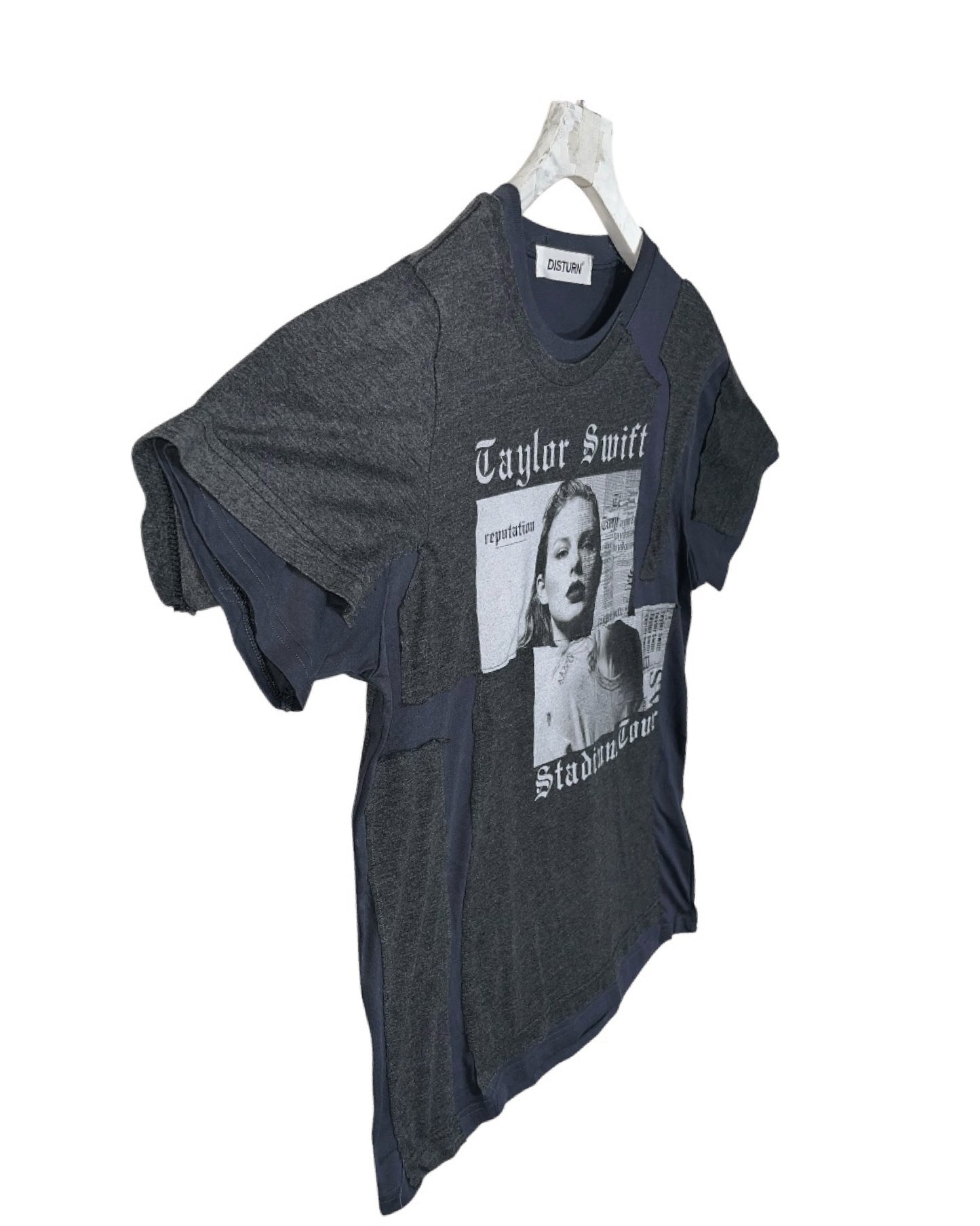 That is+not DISTURN   OVERSTITCHED  S/S TEE
