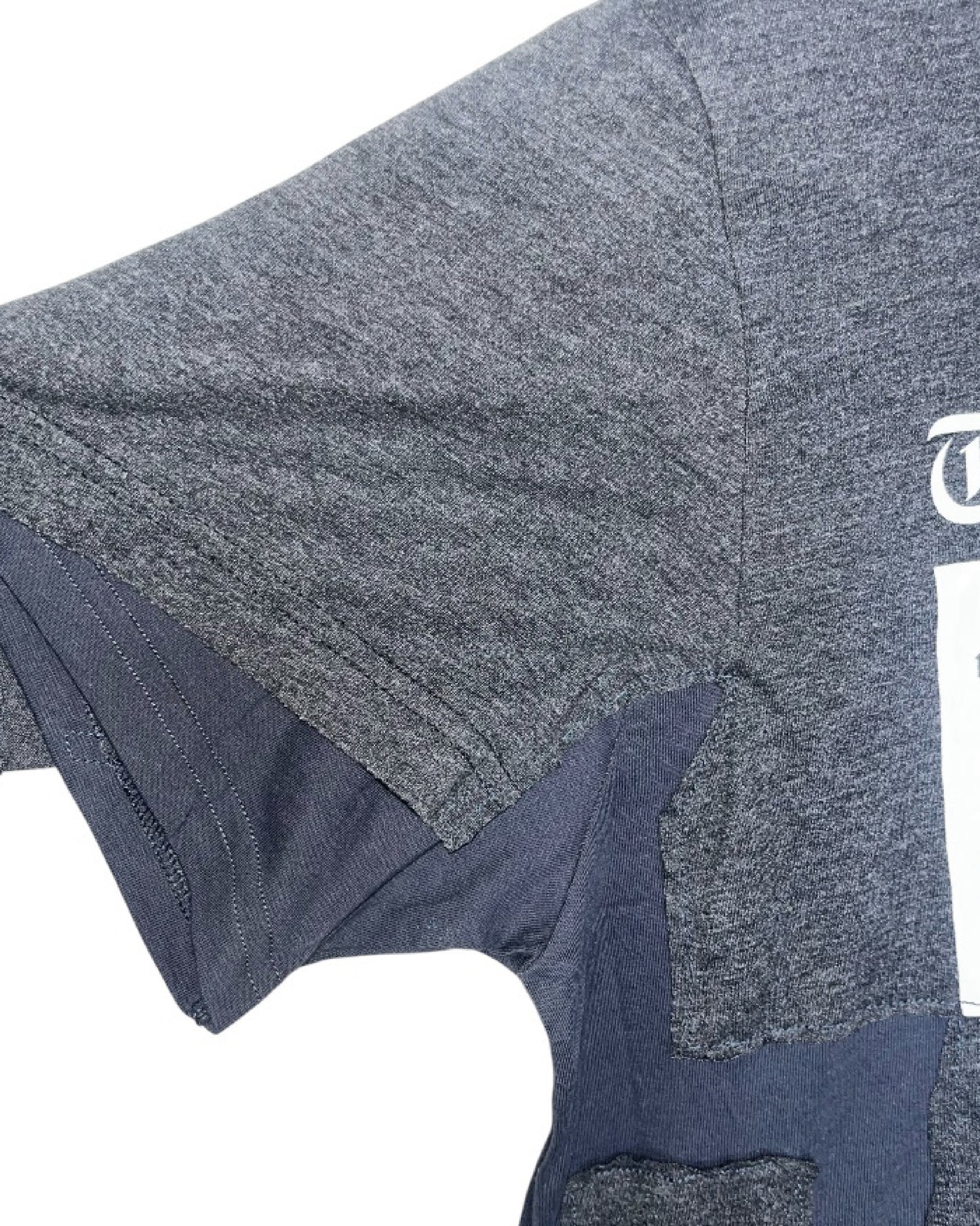 That is+not DISTURN   OVERSTITCHED  S/S TEE