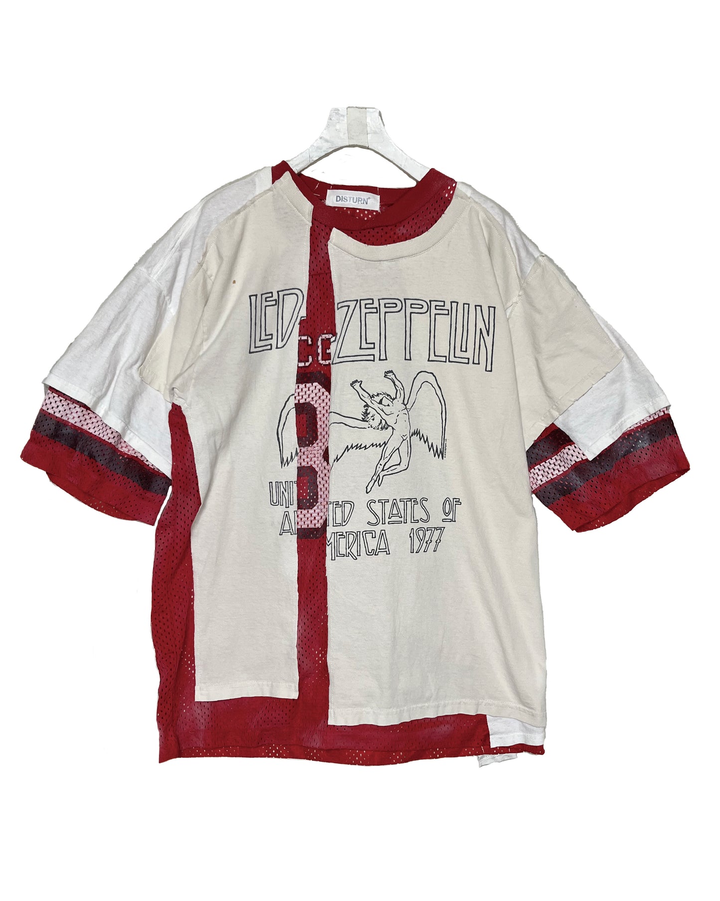 THAT IS+NOT DISTURN.  REMAKE MESH COMBI RED S/S TEE