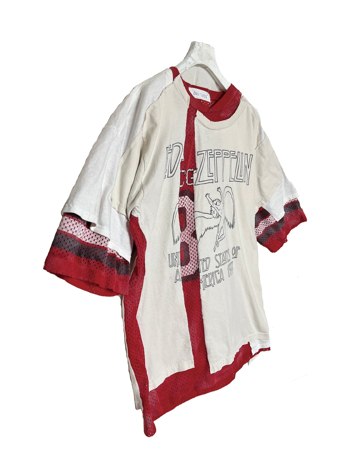 THAT IS+NOT DISTURN.  REMAKE MESH COMBI RED S/S TEE
