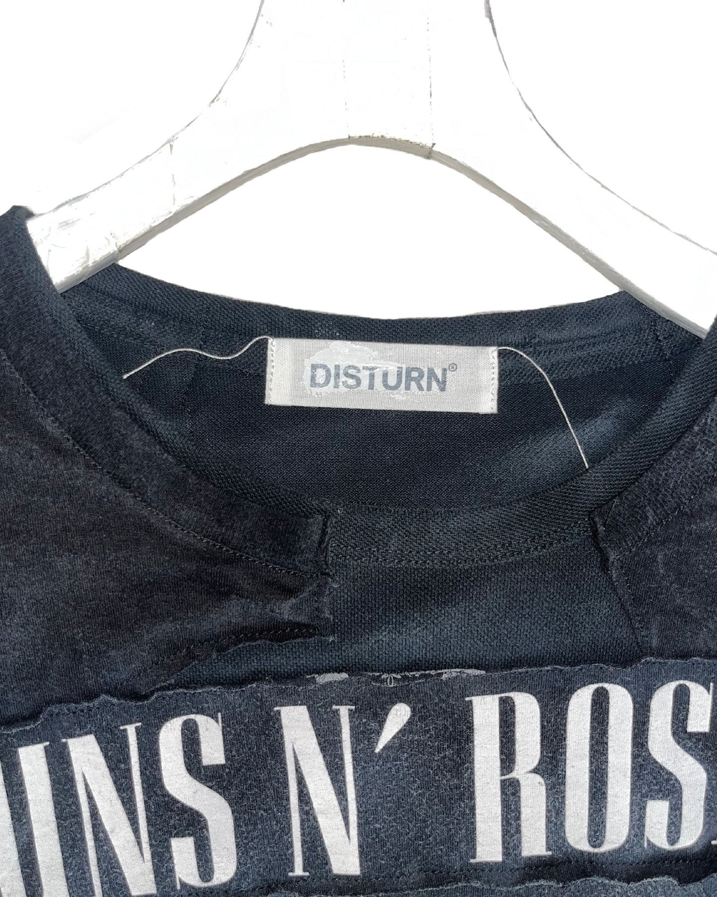 THAT IS+NOT DISTURN.  REMAKE CUTTING OVERSTITCHING S/S TEE